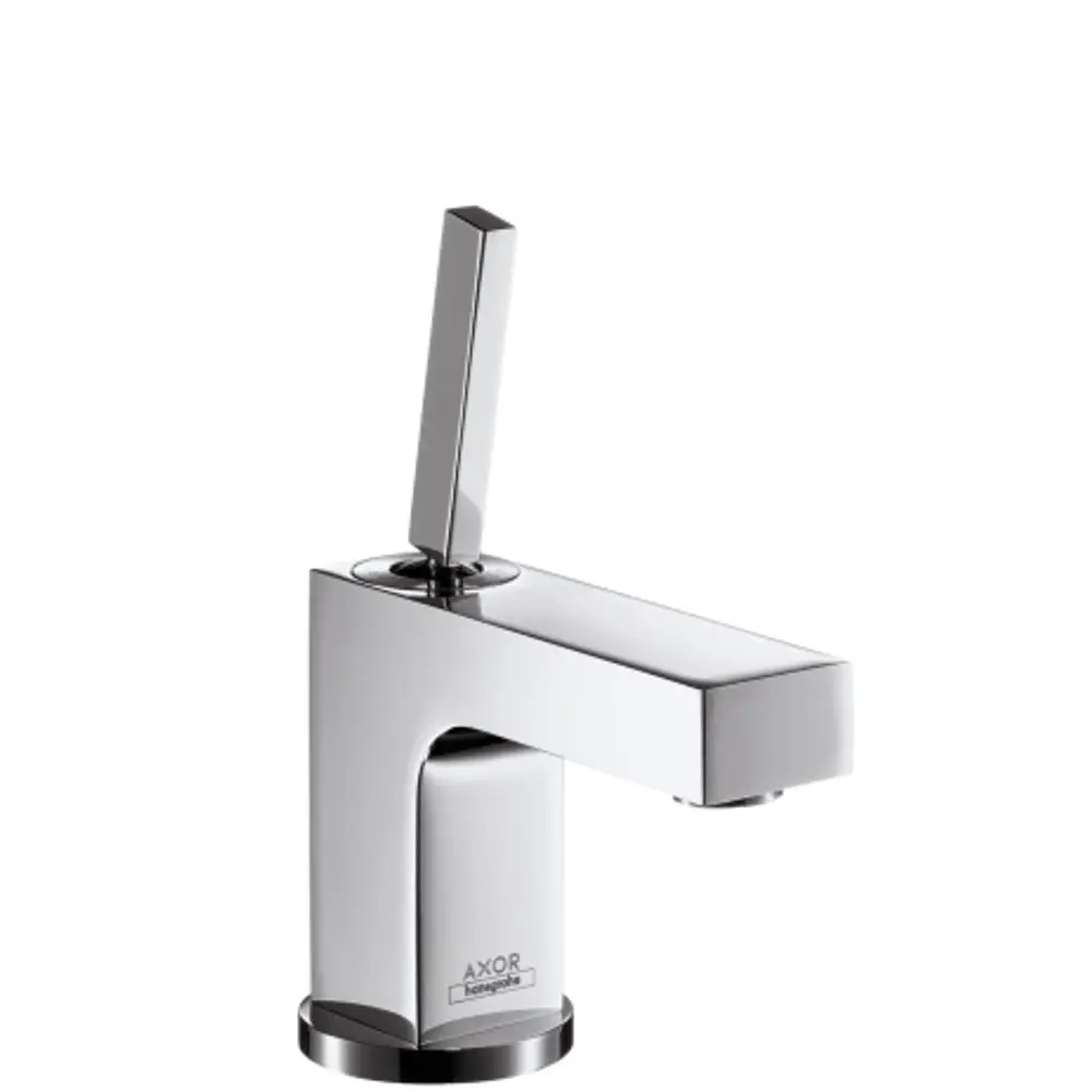 Einhebel-Waschtischmischer von AXOR mit einem rechteckigen Design und einem schmalen, geraden Hebel. Der Mischer hat einen glänzenden Chrom-Finish.